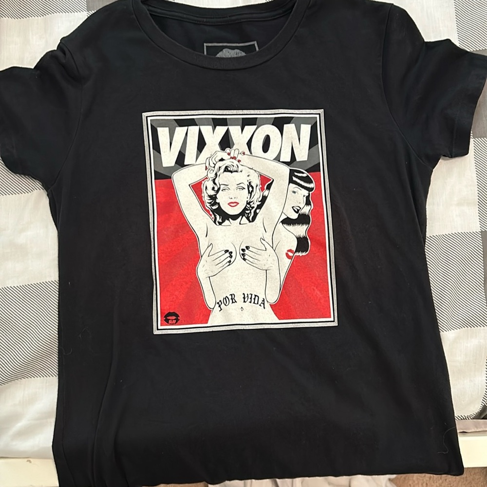 Dixxon woman’s brand Vixxon
